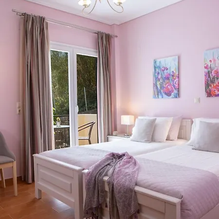 Daphne, Inoro Villa *